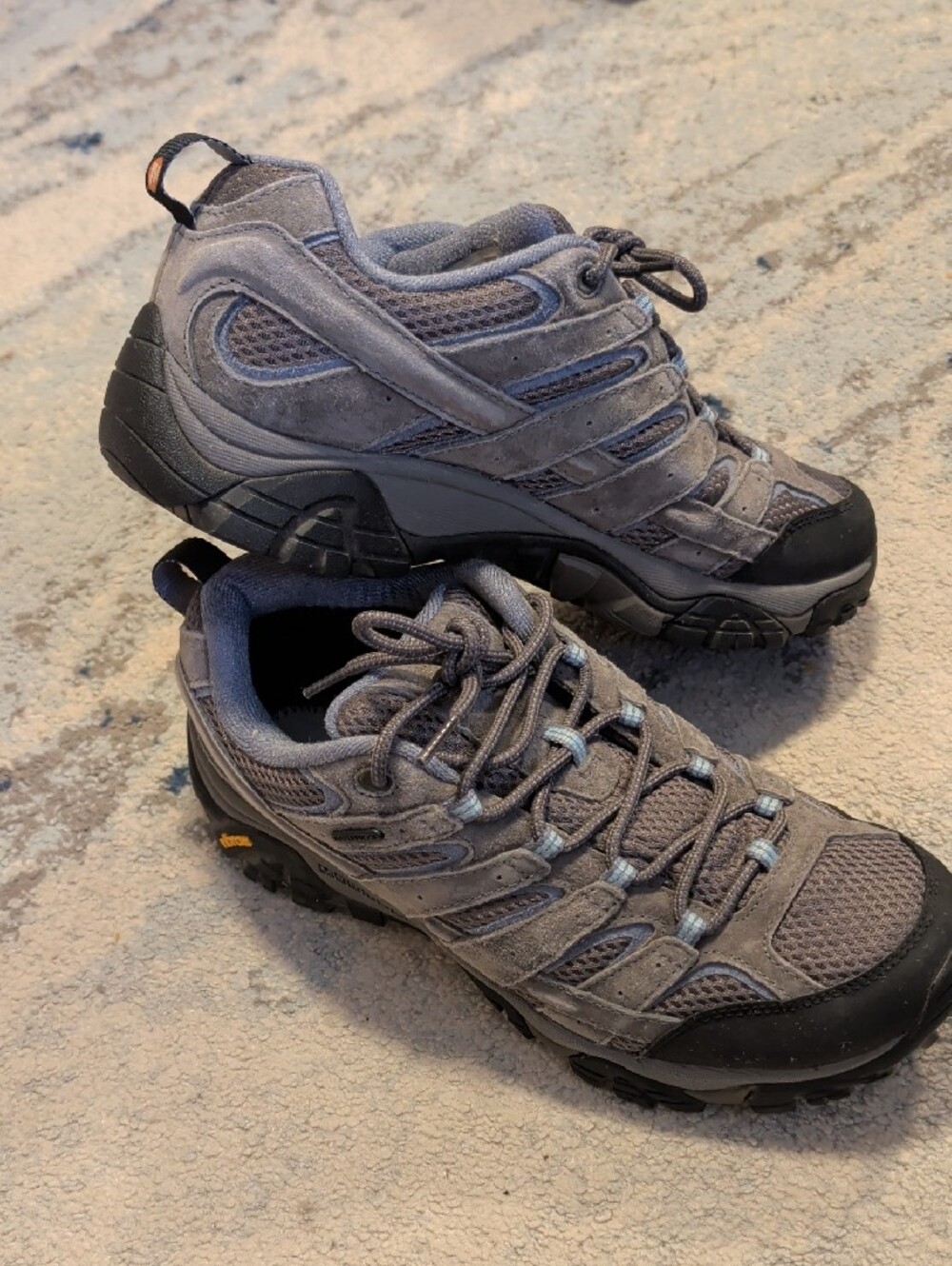 Merrell Women's Gray Hiking Shoes - Durable Trail Comfort - Picture 3 of 5